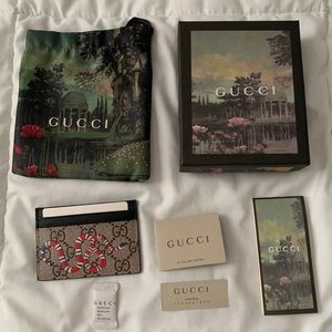 Gucci GG Supreme Beige Snake